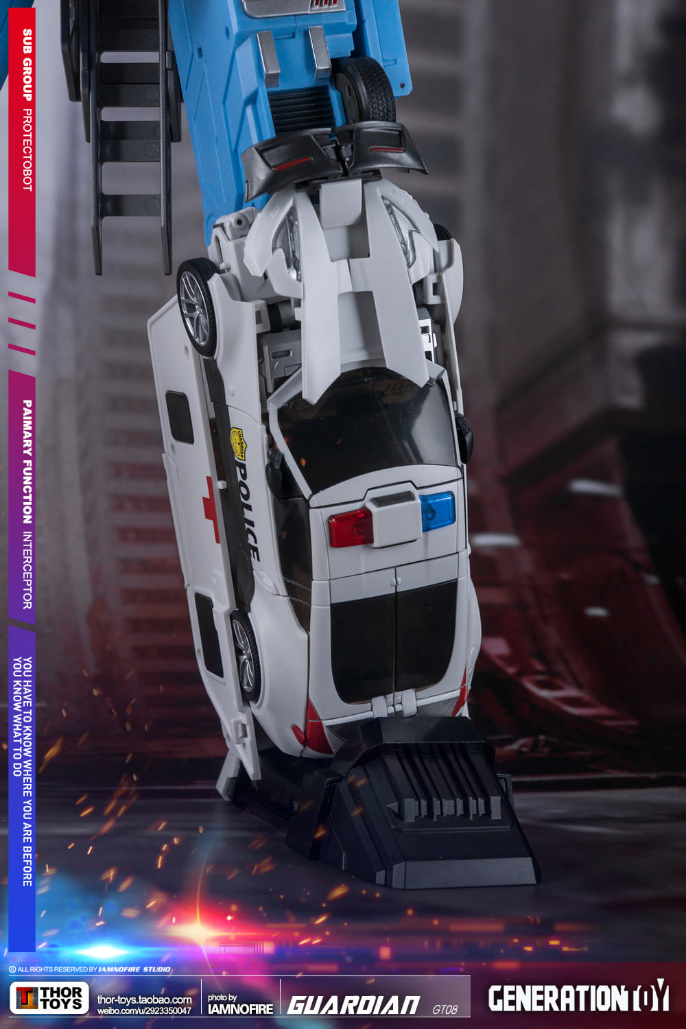 Generation Toy GT-8 Guardian Team (Defensor) Toy Photography by